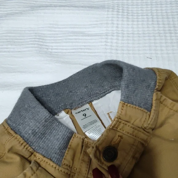 2 Carter's pants size9m - Picture 3 of 6